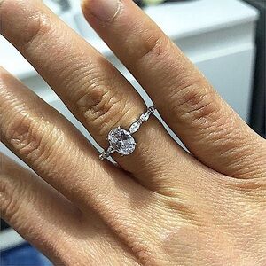 NEW‎ Women's 2Ct Oval Simulated Diamond 14k White Gold Plated Ring Size 7